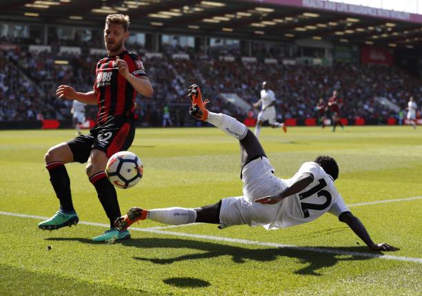 在现代羽毛 在现代羽毛